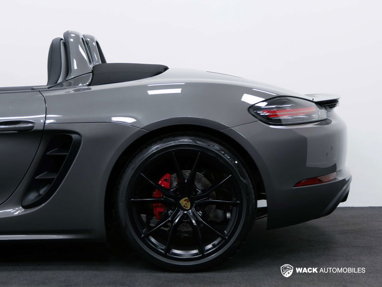 Porsche 718 Boxster S