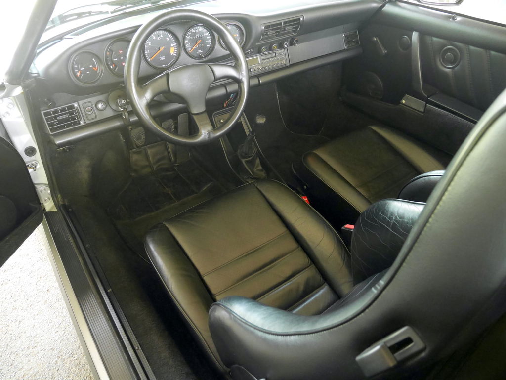 Porsche 911 Carrera 3.2 Speedster