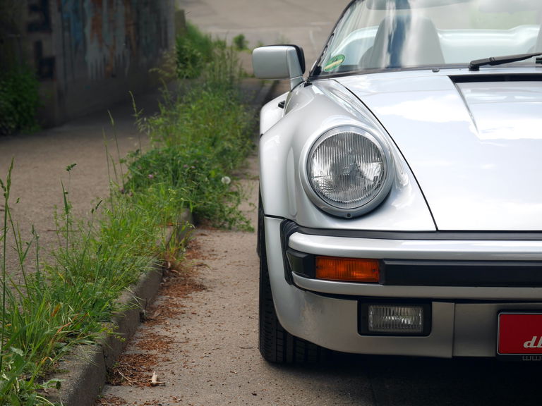 Porsche 911 Carrera 3.2 Speedster