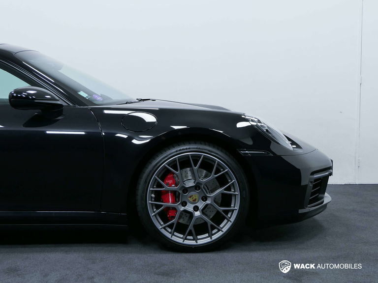 Porsche 992 Carrera 4S