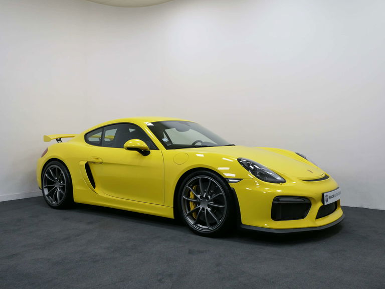 Porsche 981 Cayman GT4