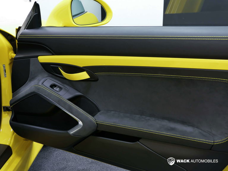 Porsche 981 Cayman GT4