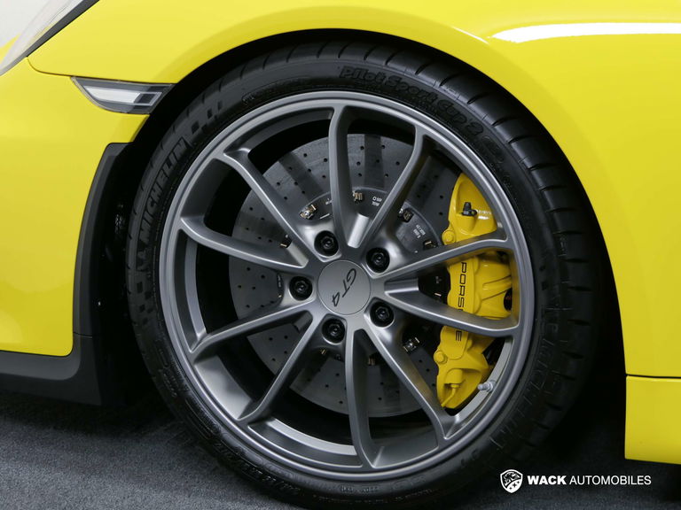 Porsche 981 Cayman GT4