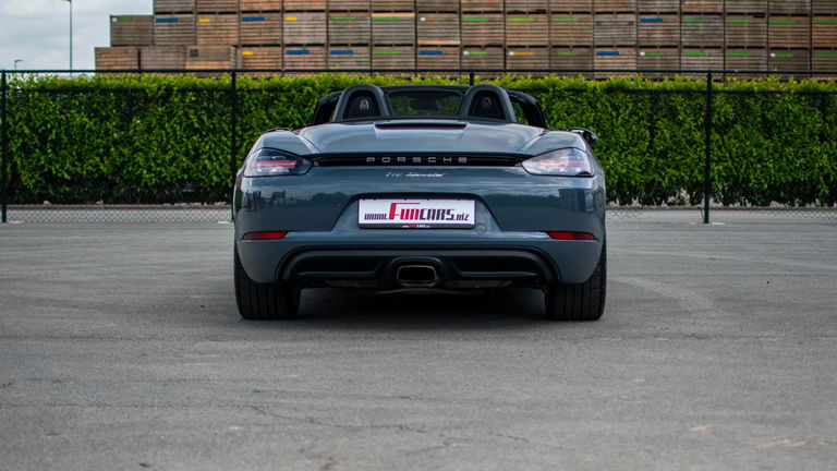 Porsche 718 Boxster