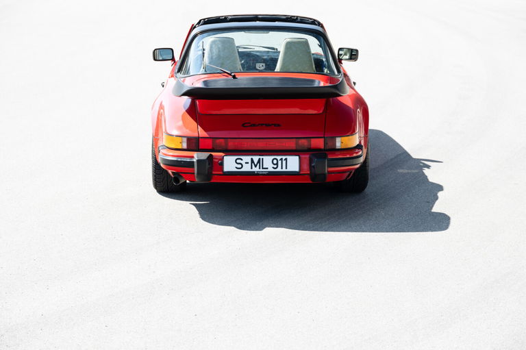 Porsche 911 Carrera 3.2