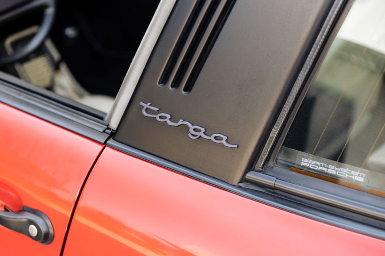 Porsche 911 Carrera 3.2