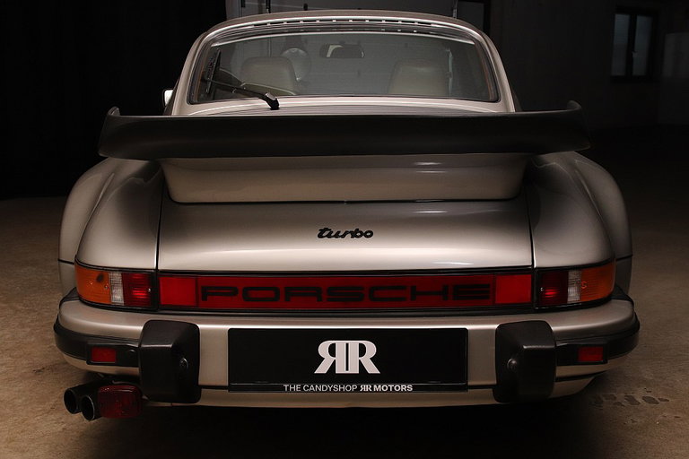 Porsche 911 Turbo 3.3