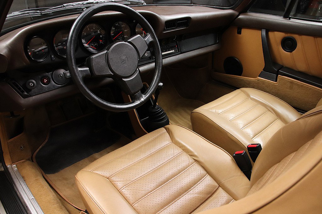 Porsche 911 Turbo 3.3