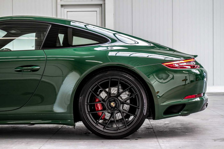 Porsche 991.2 Carrera GTS