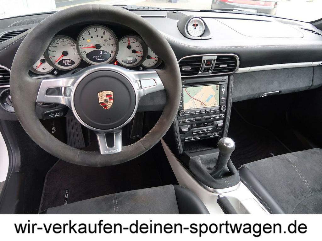 Porsche 997.2 Carrera GTS