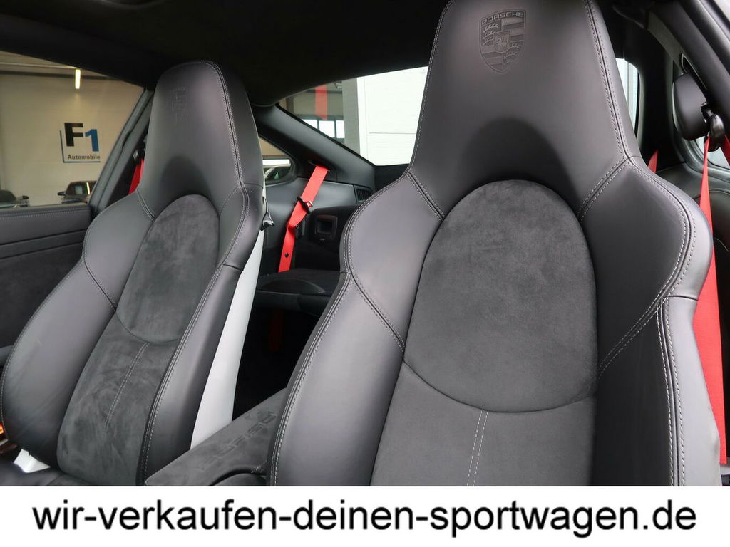 Porsche 997.2 Carrera GTS