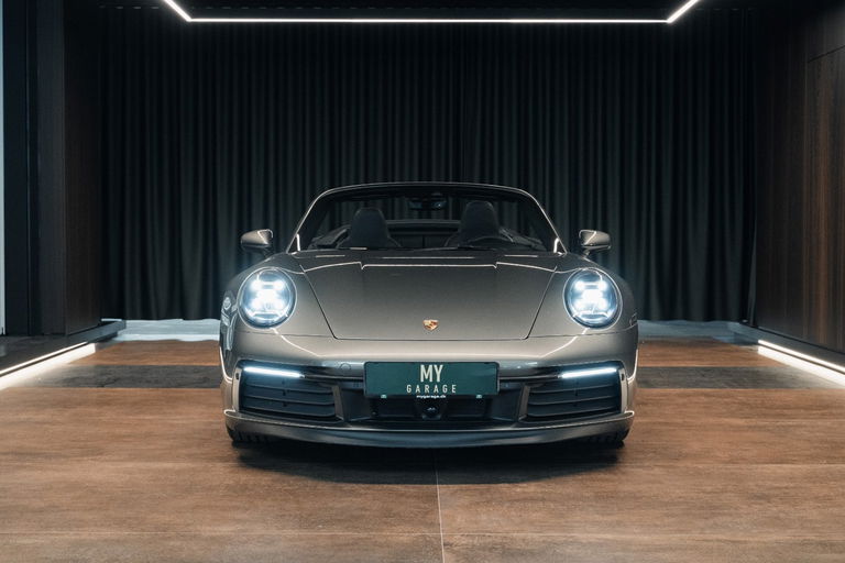 Porsche 992 Carrera 4S