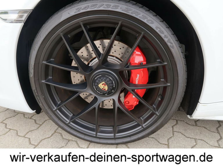 Porsche 991.2 Carrera GTS