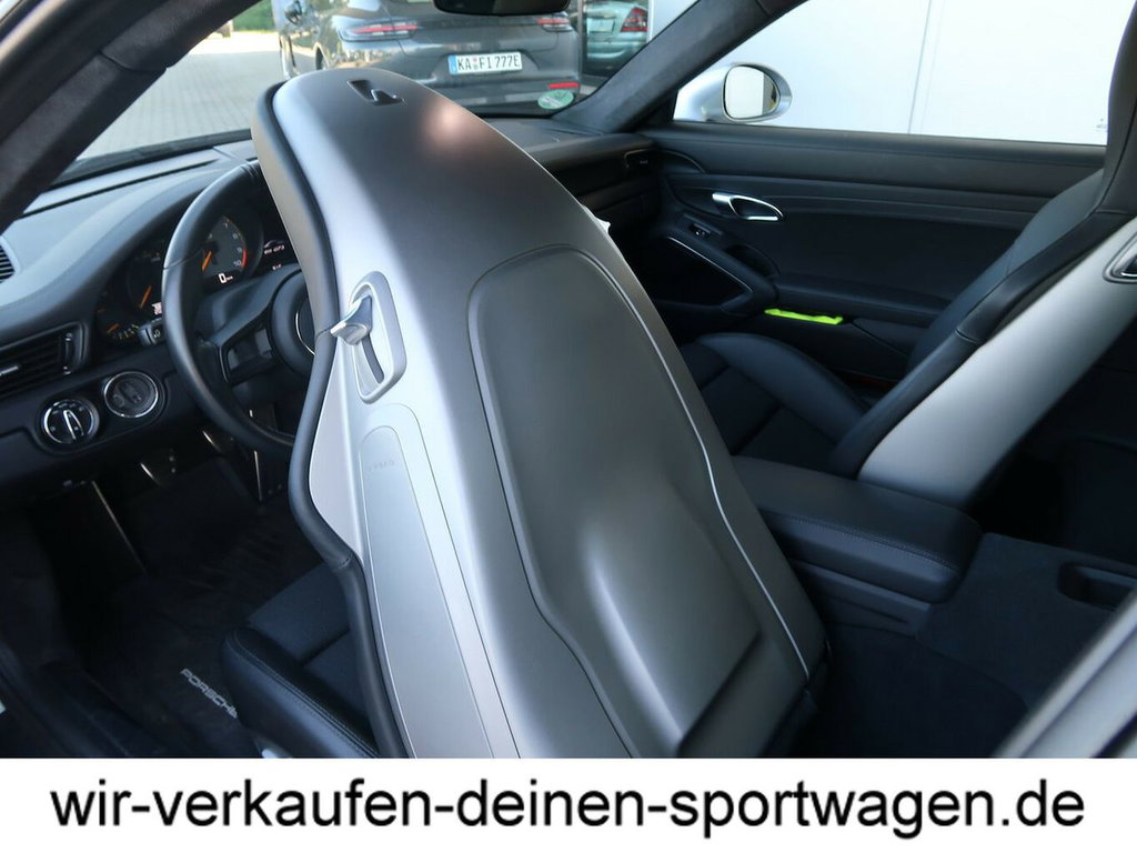 Porsche 991 GT3 Touring