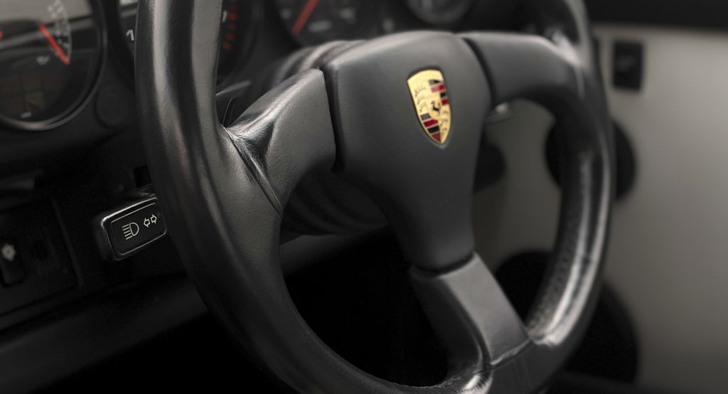 Porsche 964 Carrera 4