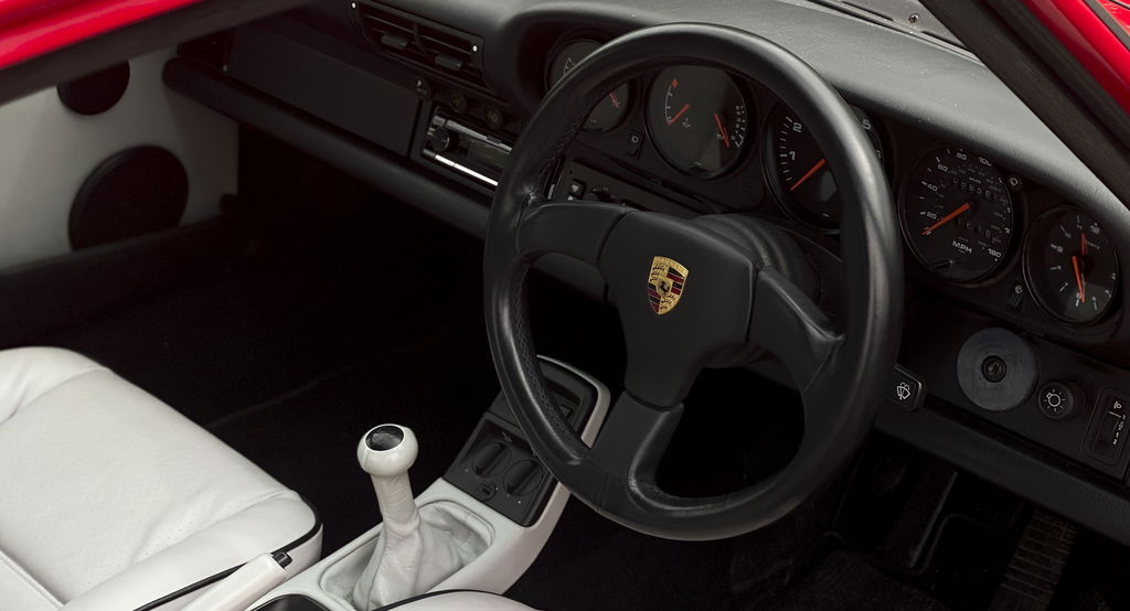 Porsche 964 Carrera 4