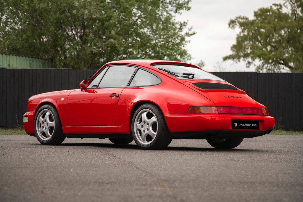 Porsche 964 Carrera 4