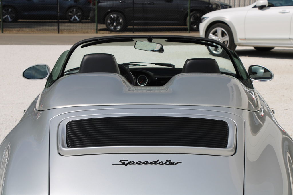 Porsche 964 Carrera 2 Speedster