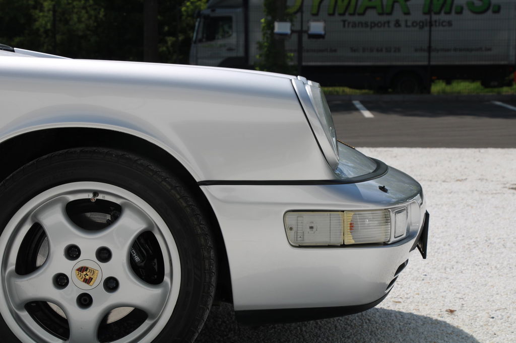 Porsche 964 Carrera 2 Speedster