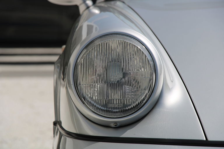 Porsche 964 Carrera 2 Speedster