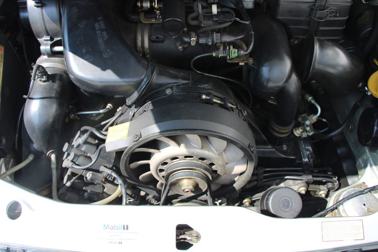 Porsche 964 Carrera 2 Speedster