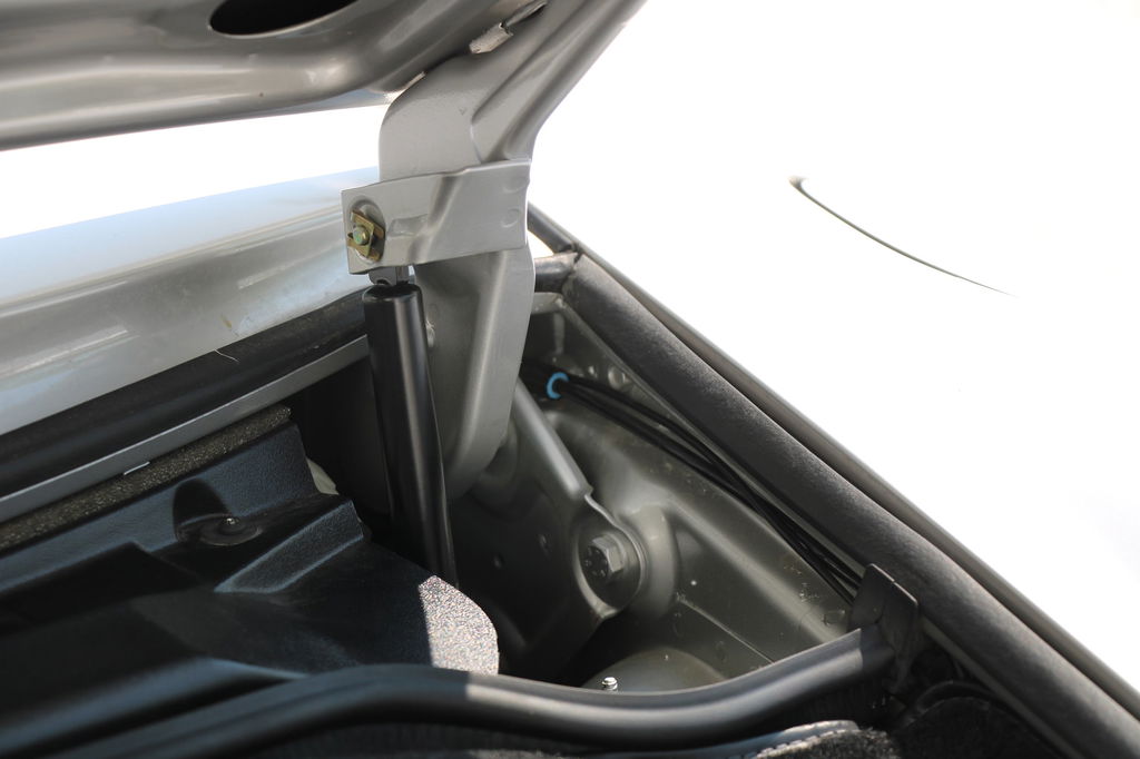 Porsche 964 Carrera 2 Speedster