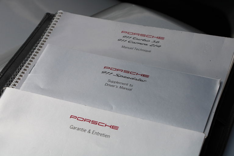 Porsche 964 Carrera 2 Speedster