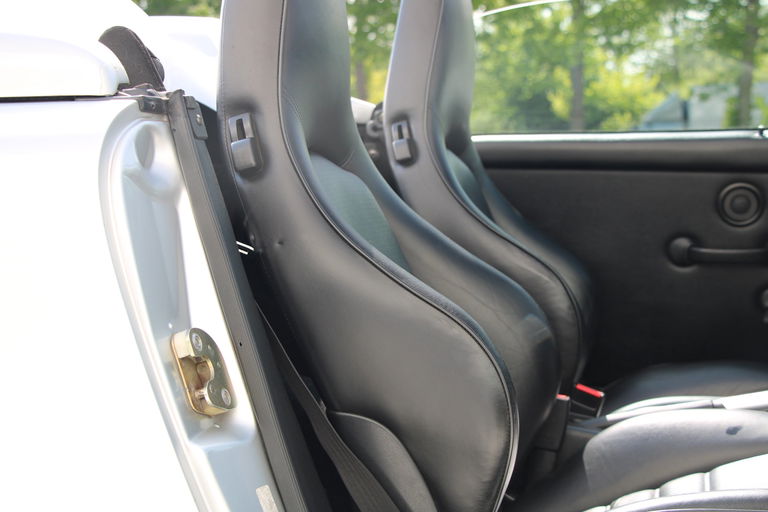 Porsche 964 Carrera 2 Speedster