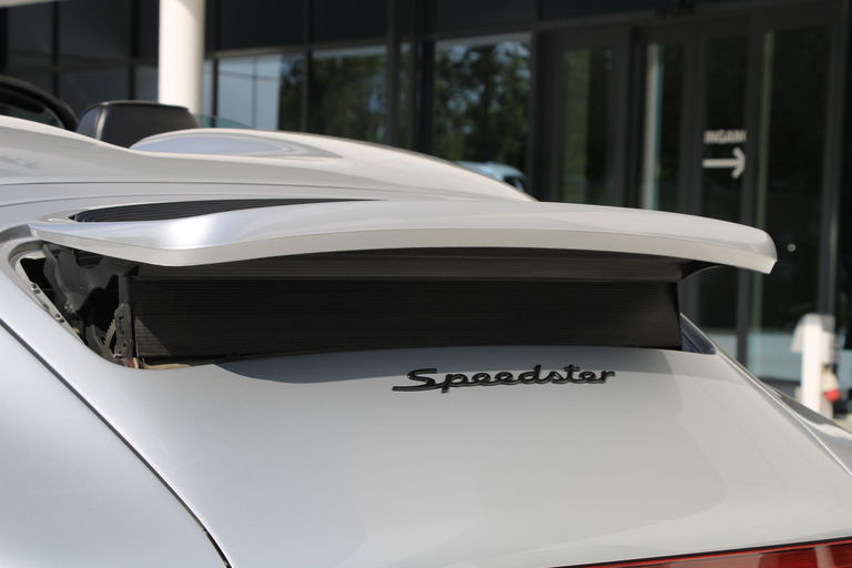 Porsche 964 Carrera 2 Speedster