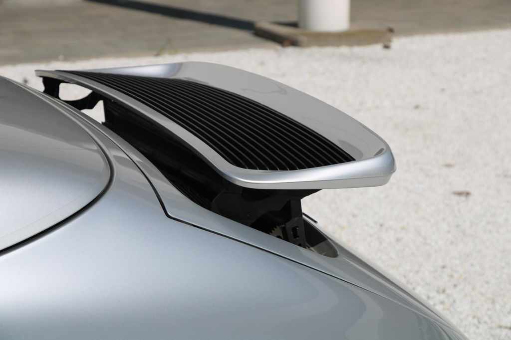 Porsche 964 Carrera 2 Speedster