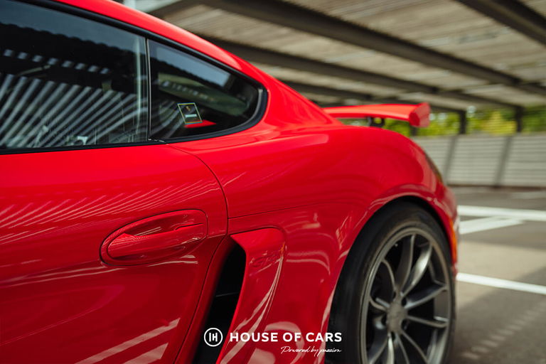 Porsche 981 Cayman GT4