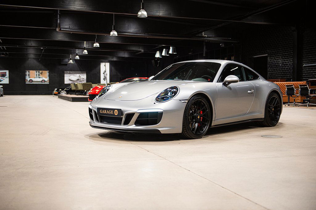 Porsche 991.2 Carrera GTS