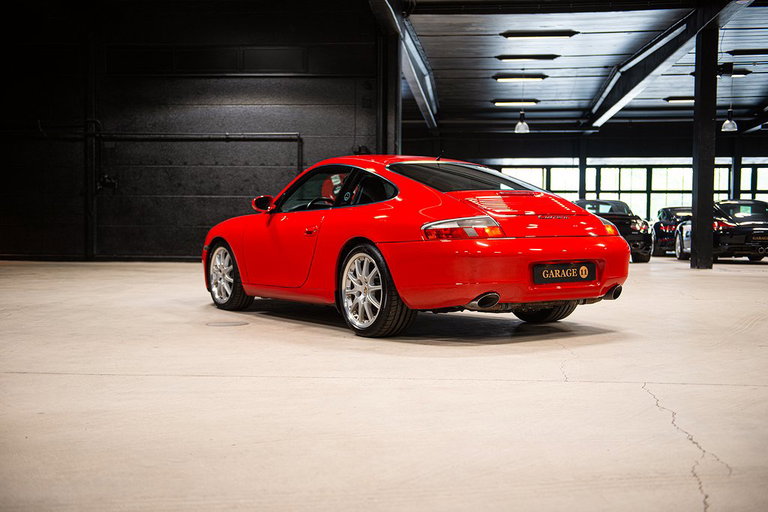 Porsche 996 Carrera