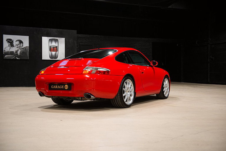 Porsche 996 Carrera