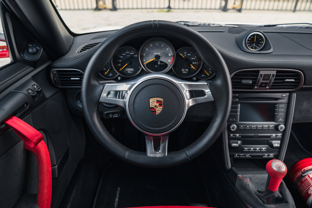 Porsche 997.2 GT3 RS 4.0