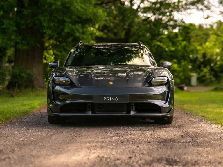 Porsche Taycan Turbo Cross Turismo