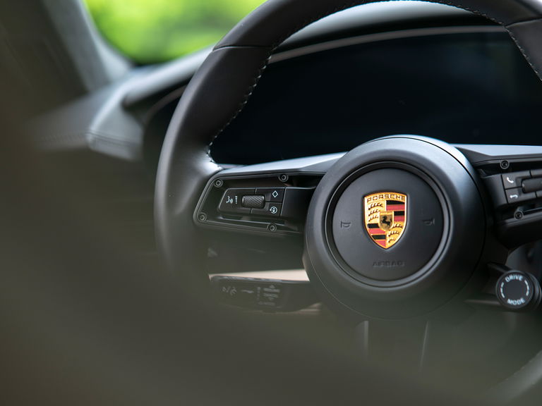 Porsche Taycan Turbo Cross Turismo