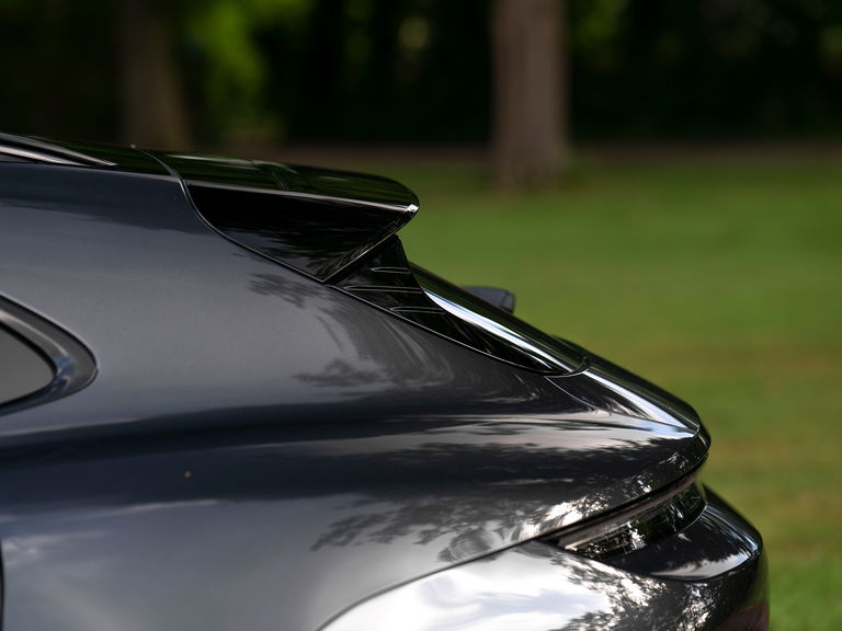 Porsche Taycan Turbo Cross Turismo