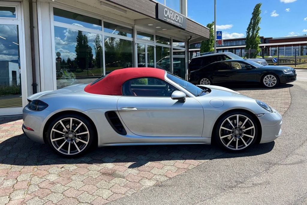 Porsche 718 Boxster