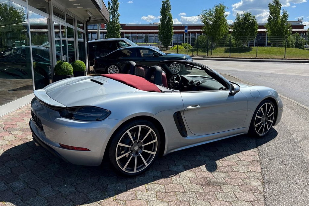 Porsche 718 Boxster