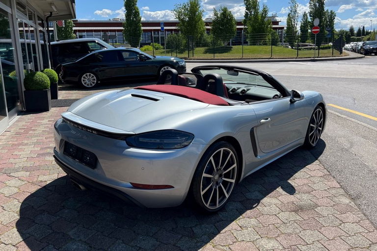 Porsche 718 Boxster