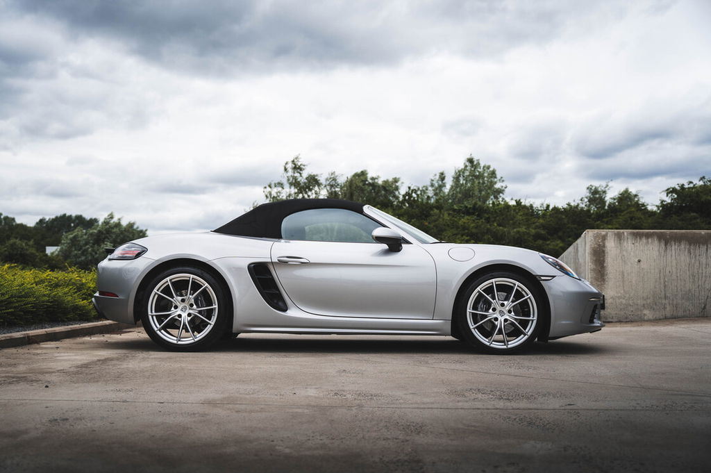 Porsche 718 Boxster