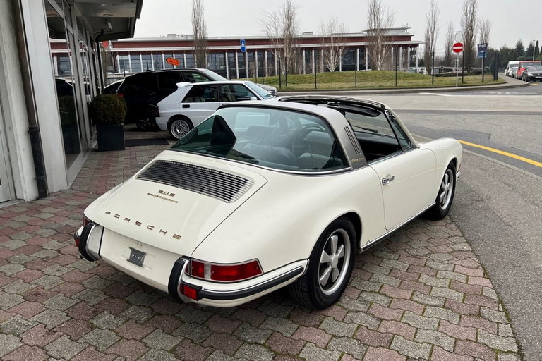 Porsche 911 E