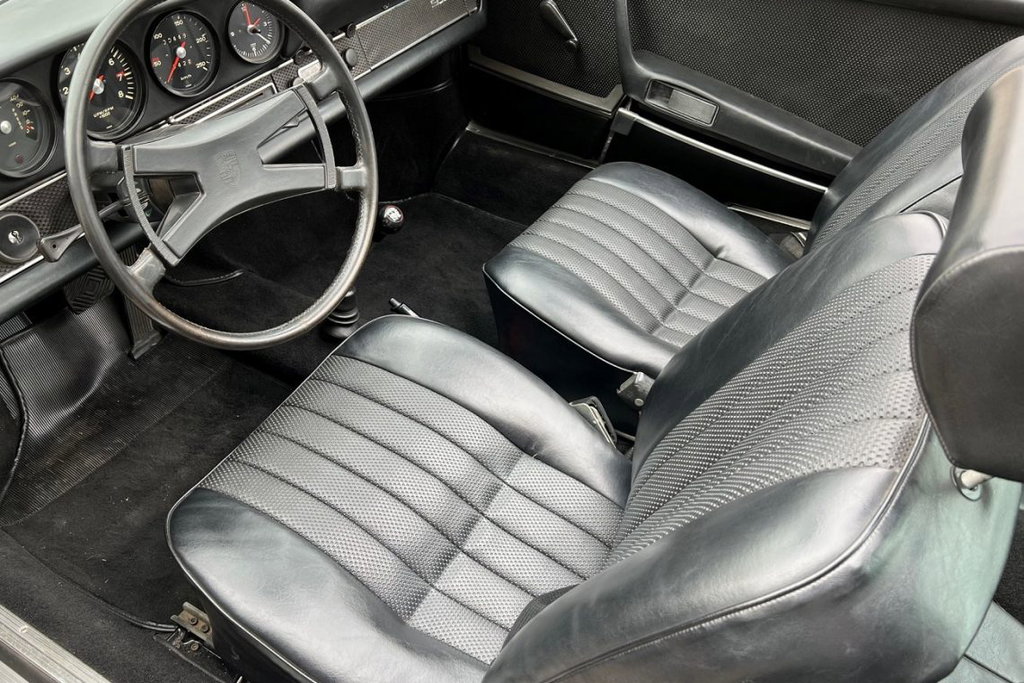 Porsche 911 E