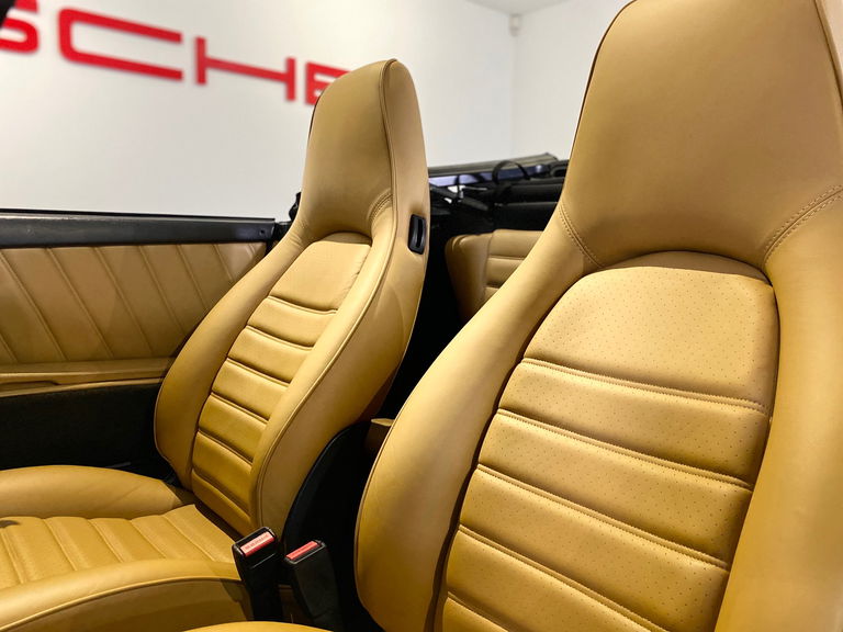 Porsche 911 Carrera 3.2 (US)