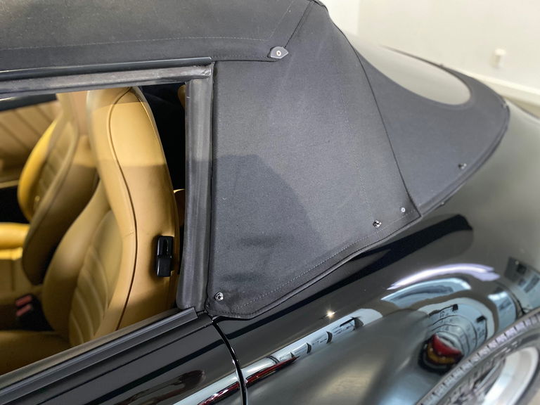 Porsche 911 Carrera 3.2 (US)