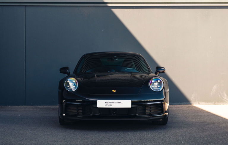 Porsche 992 Carrera 4S