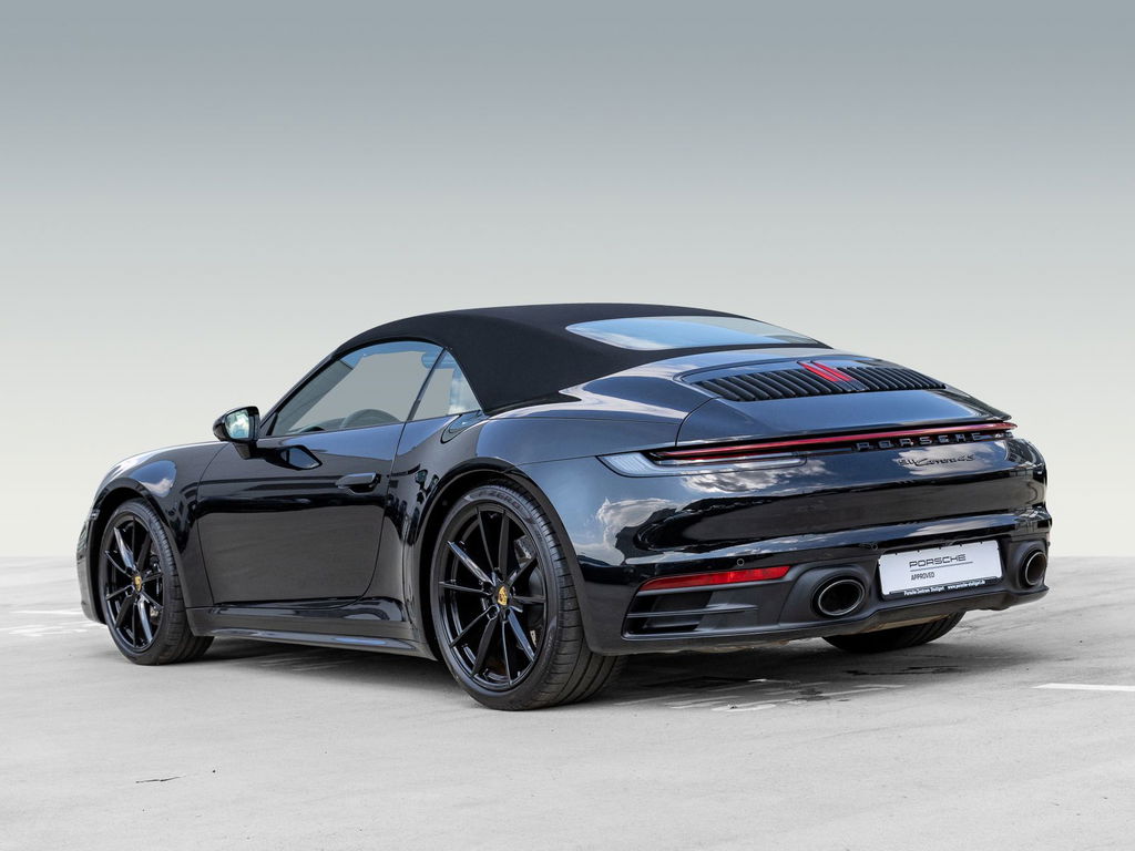 Porsche 992 Carrera 4S