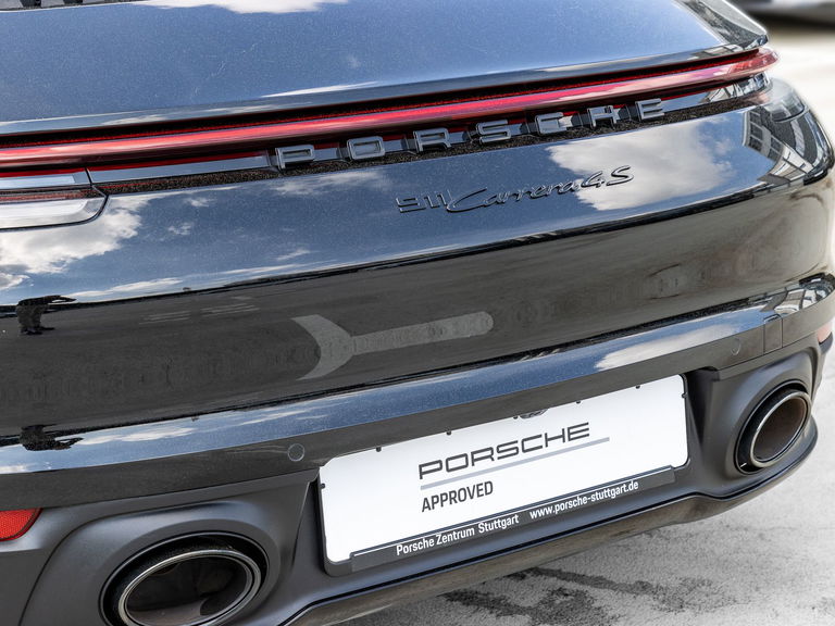 Porsche 992 Carrera 4S