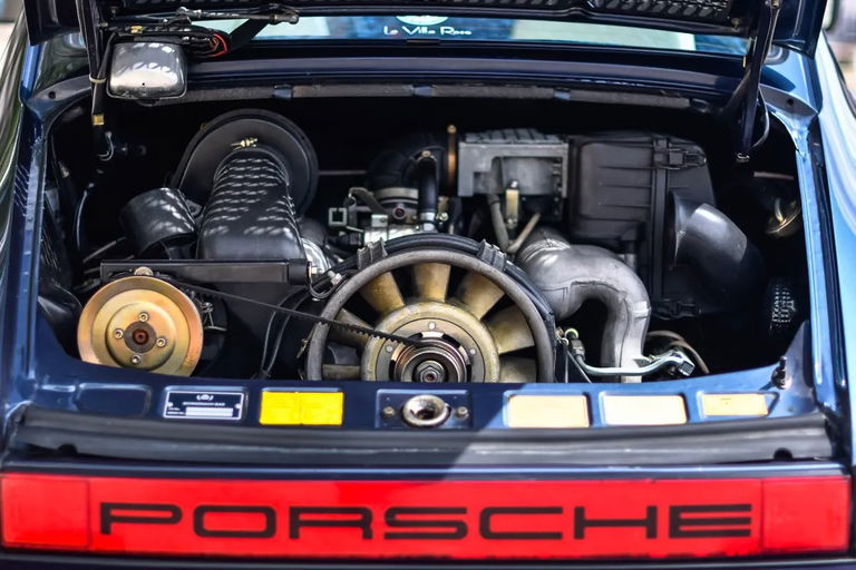 Porsche 911 Carrera 3.2